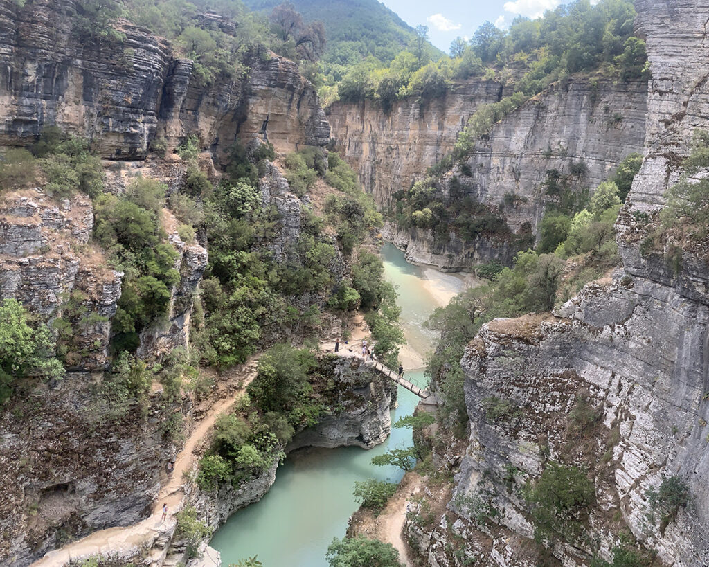 Osumi Canyon, Avontuurlijke vakantie